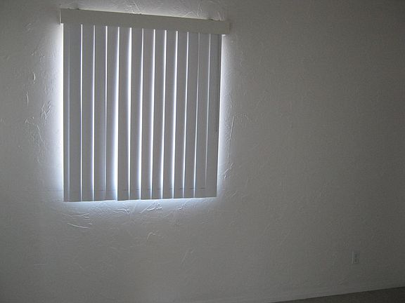 4th image of 3239 Collier Ave APT 5