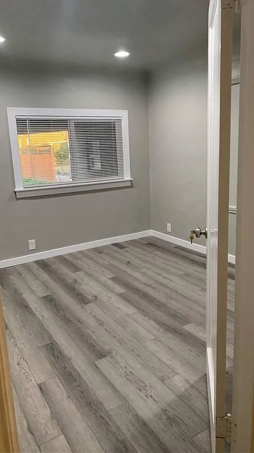 7 bed, 1768 sqft, $810 — Photo 3