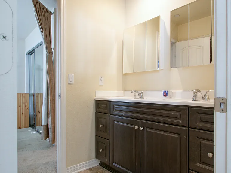 142 Diego Rd — Photo 23