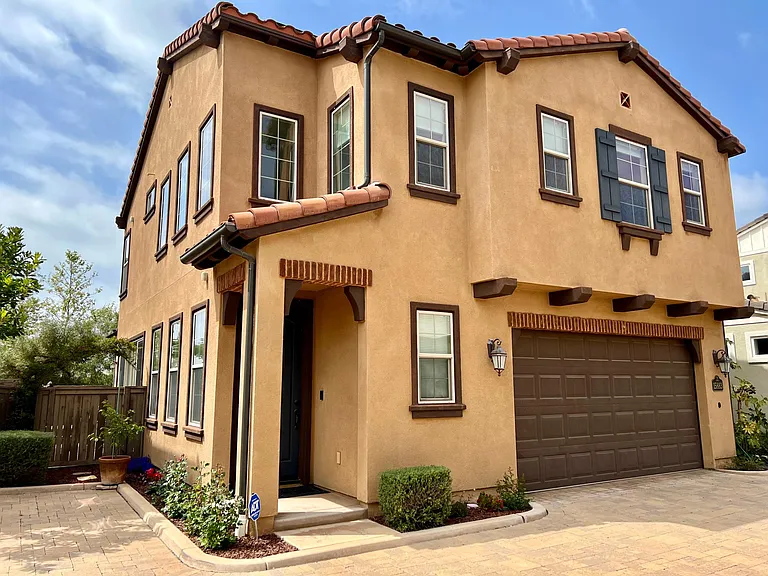 15883 Lesar Pl — Photo 1