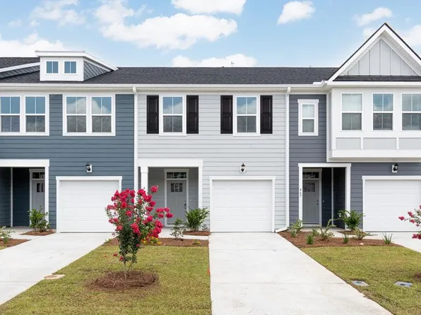 544 Trotters Ln #149, Moncks Corner, SC 29461