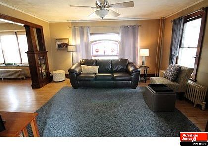 5th image of 368 8th St