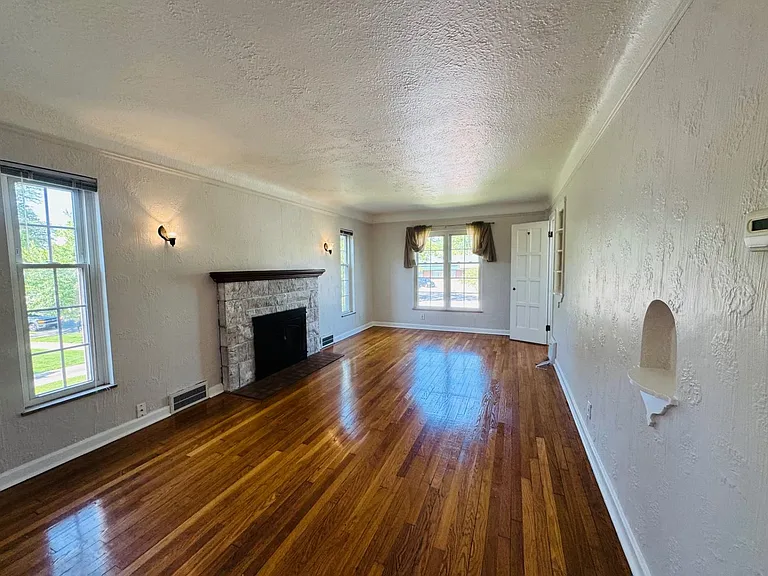 3679 Warren Road, Cleveland, OH 44111 — Photo 25