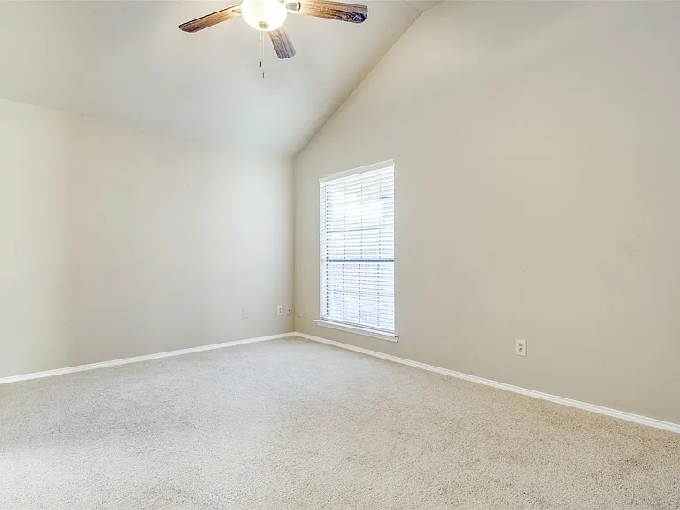 1736 Wheat Field Dr — Photo 14