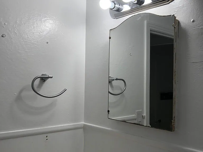607 N Duck St — Photo 21