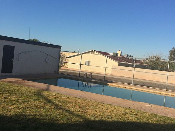 Community pool