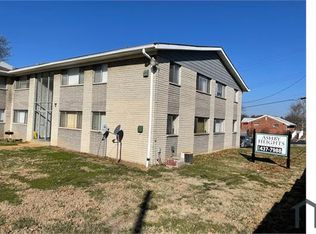 3225 Ashby Rd APT 3, Saint Ann, MO 63074