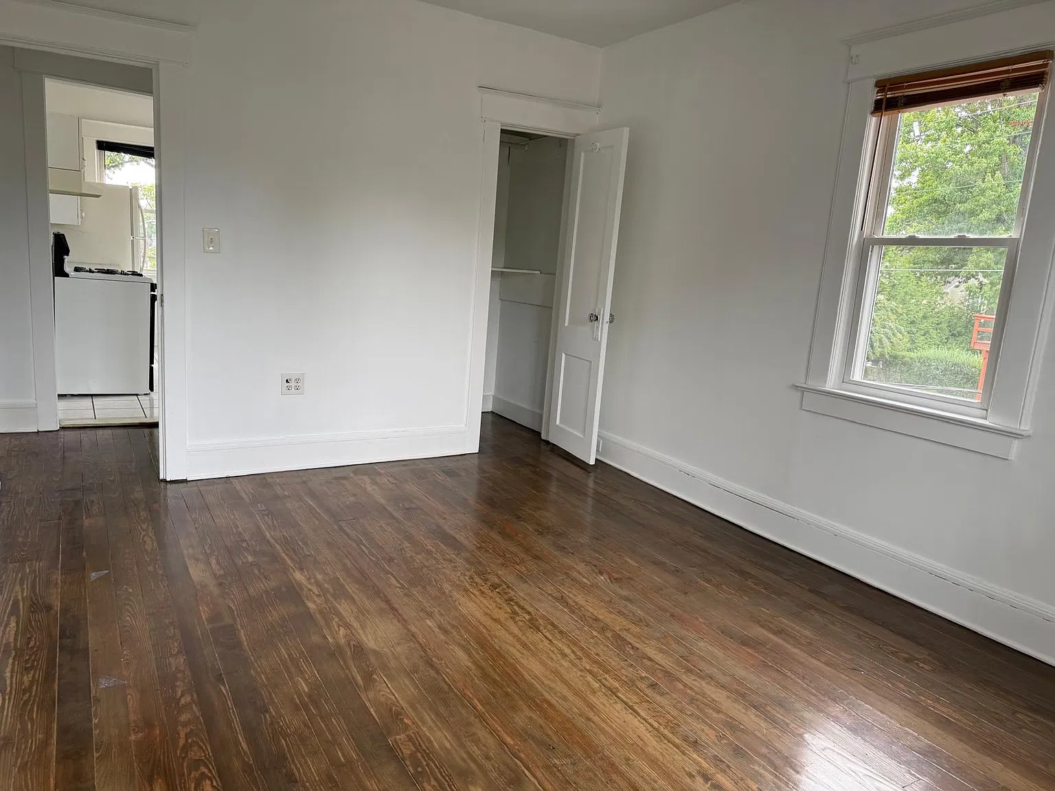3 bed, $2,850 — Photo 3