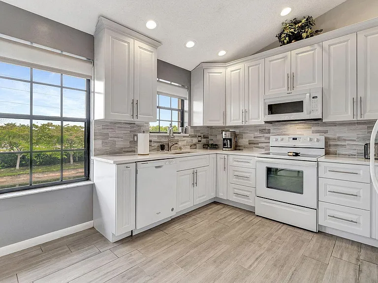 8320 Waterline Dr #201 — Photo 13