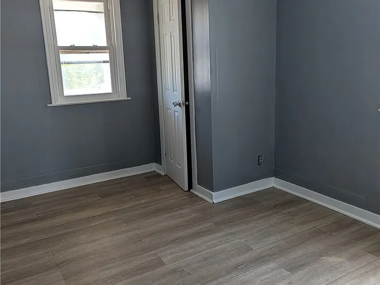 3248 Dudley Ave — Photo 10