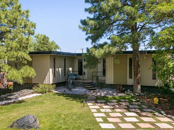 2nd image of 1003 Warm Sands Dr SE