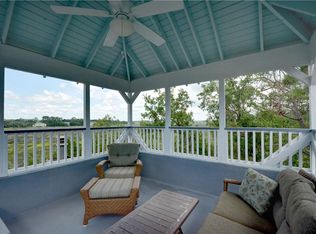 126 Riverview Dr, Saint Simons Island, GA 31522