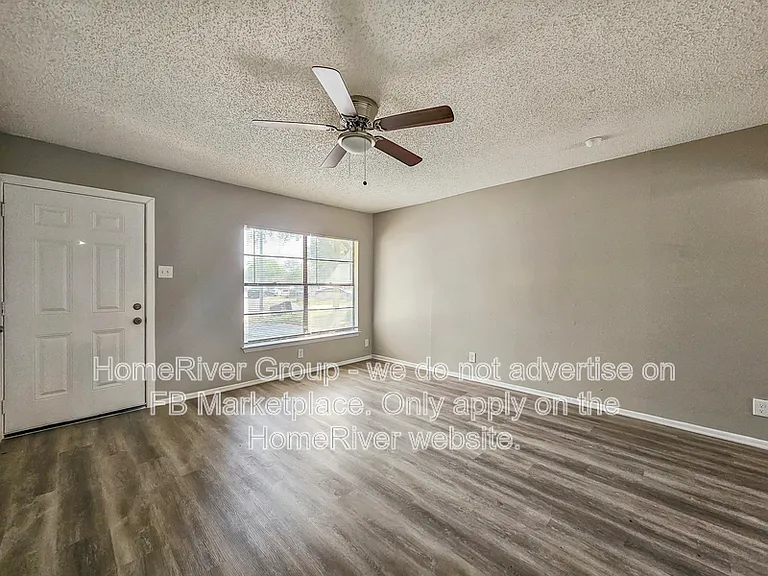 5510 Seahorse Dr — Photo 6