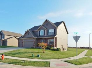 8801 NE 101st St, Kansas City, MO 64157