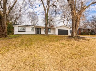 3141 E Alpine Dr, Springfield, MO 65804