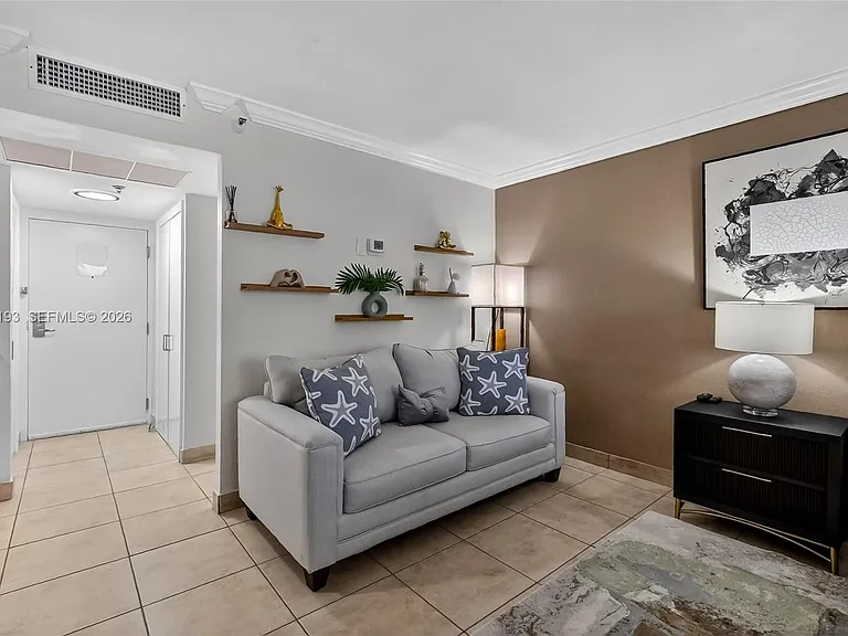 19201 Collins Ave #1123 — Photo 9