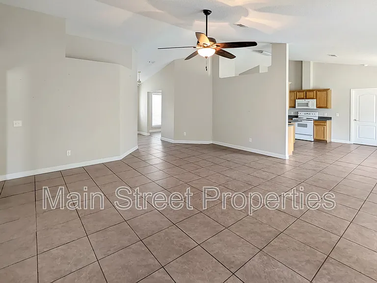 734 Marlinspike Dr — Photo 3