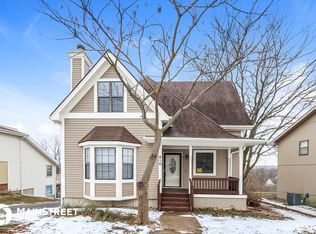 510 Glen Ct, Lansing, KS 66043