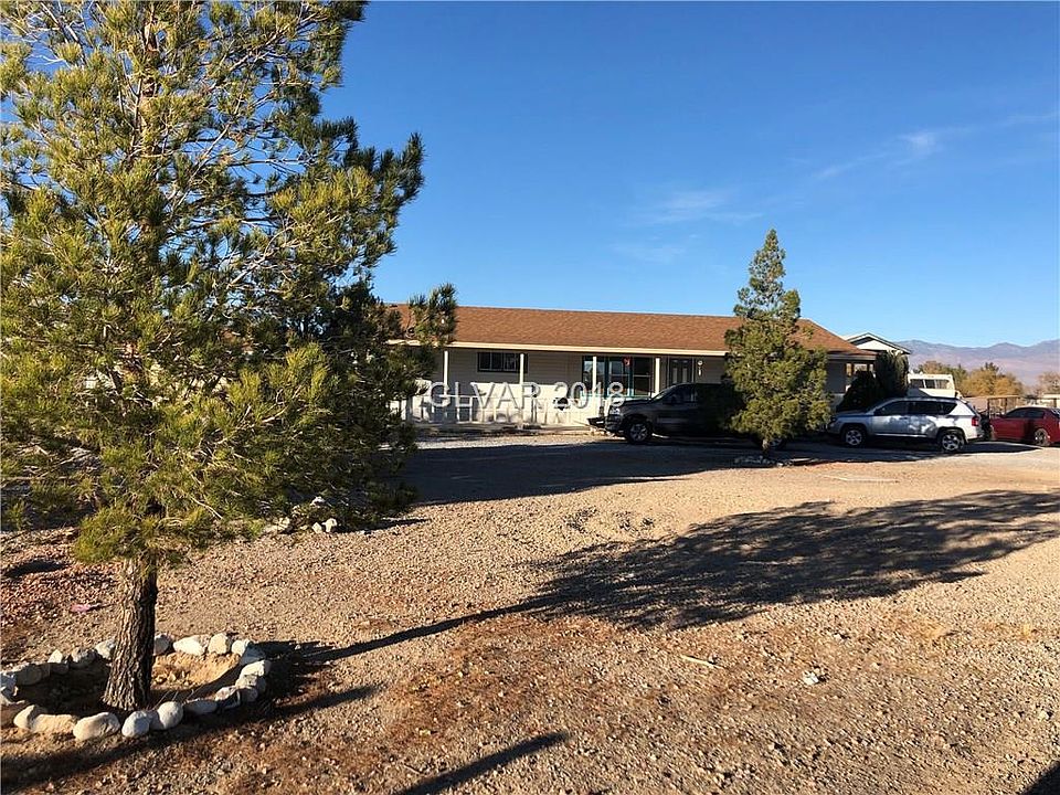 2nd image of 3320 Ramona Ln