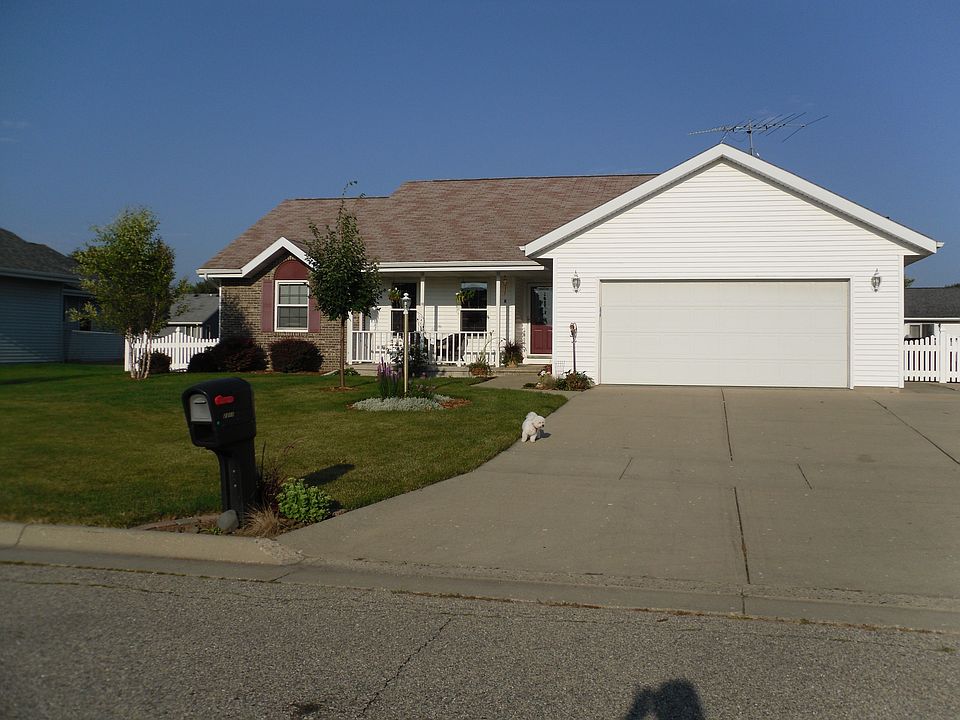 1st image of 2211 Meadowlark Dr