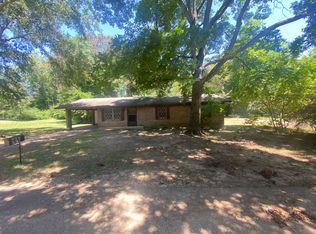 202 Elm St, Atlanta, TX 75551