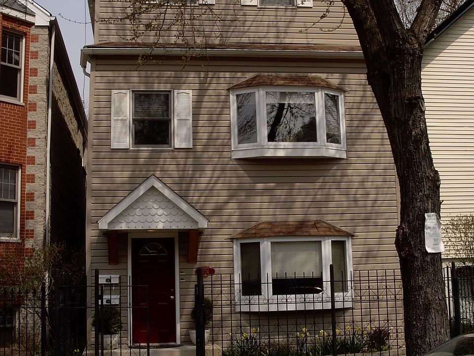1st image of 1724 W Barry Ave