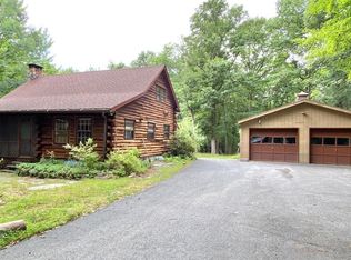 166 E Beaver Dam Rd, Tafton, PA 18464