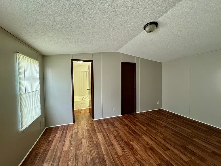 140 Eagle Rd — Photo 5