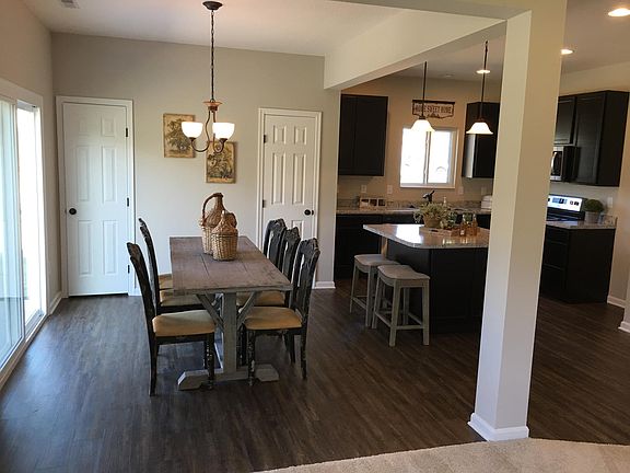 4th image of 9696 Sweetwater Ln