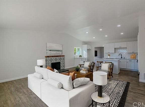 4th image of 14131 Galvin Ct