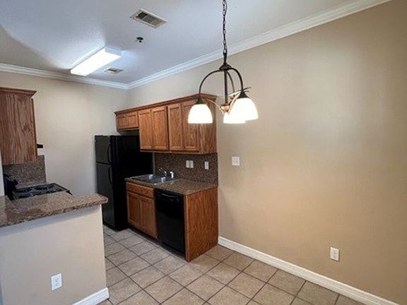 3rd image of 1501 S 29th St #202