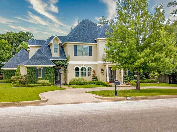 3rd image of 2021 Holly Creek Dr