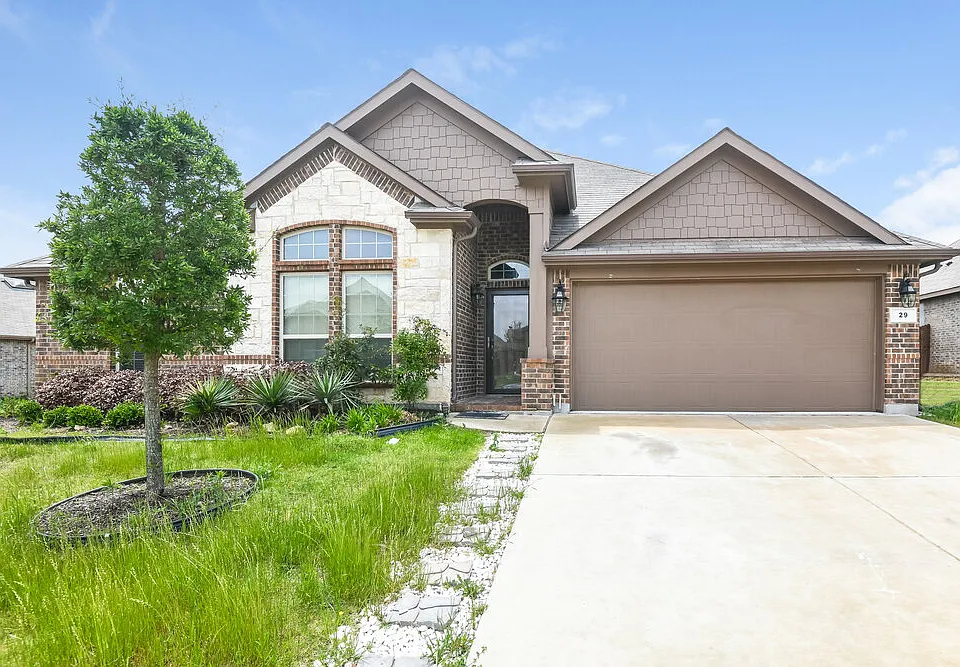 29 Mapleridge Dr