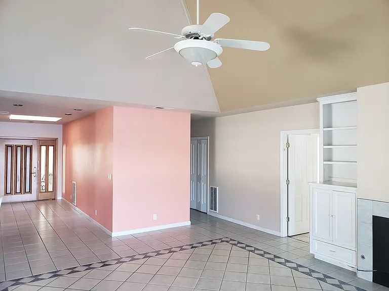 44 Edgewater Ct — Photo 9