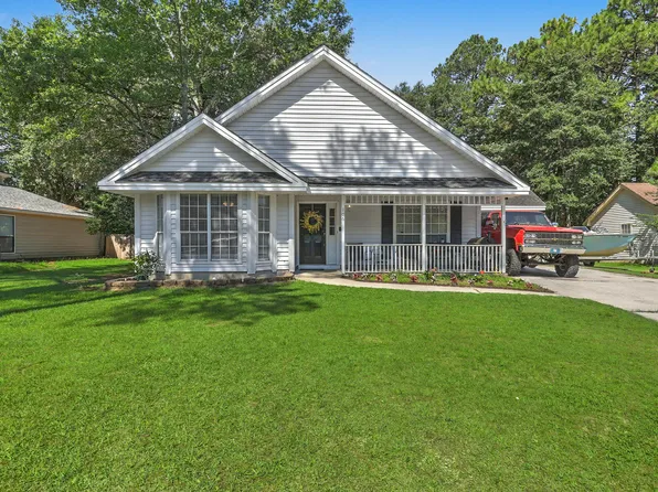 106 Bradd St, Summerville, SC 29483