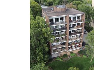 3220 W Calhoun Blvd #602, Minneapolis, MN 55416
