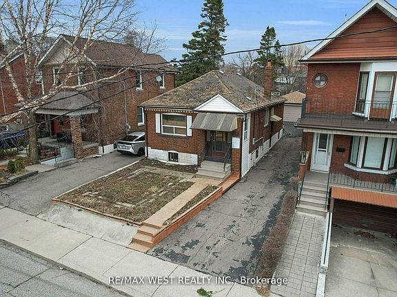 3rd image of 661 Beresford Ave
