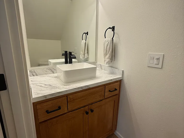 1731 NE Lotus Dr #1 — Photo 7