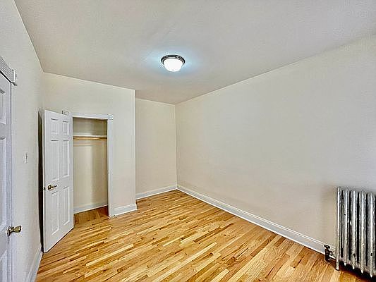 4th image of 633 Edgecombe Ave #D1