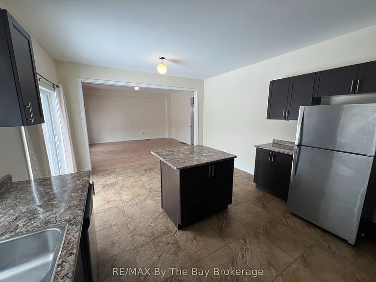 152 Allegra Dr — Photo 5