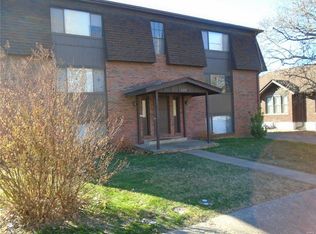 222 E Garfield St APT E, Belleville, IL