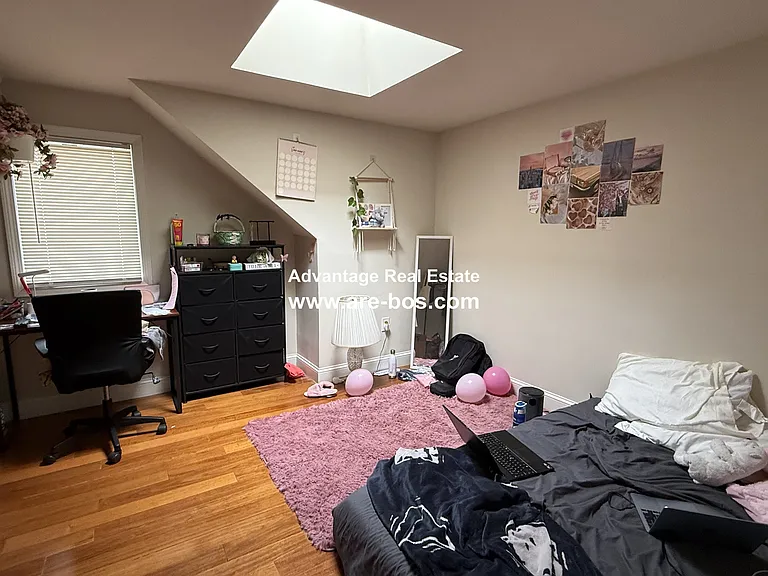 260 Salem St #1 — Photo 13