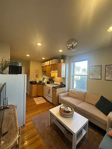 70 Joy St #10 Photo 1