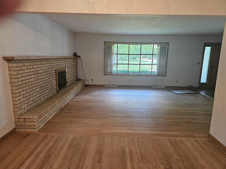 4319 Brendenwood Rd, Rockford, IL 61107 Zillow