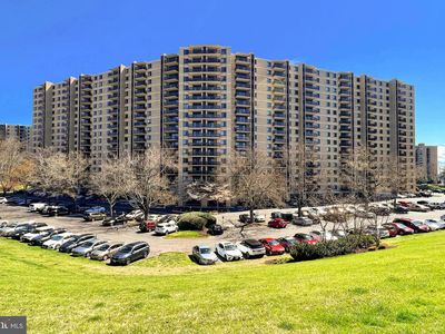 205 Yoakum Pkwy UNIT 703, Alexandria, VA, 22304