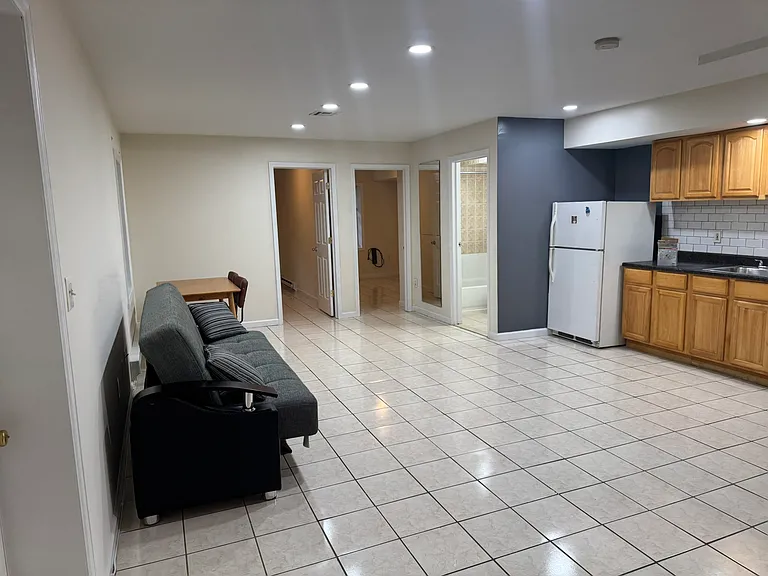 52 Belmont Ave #1 — Photo 23