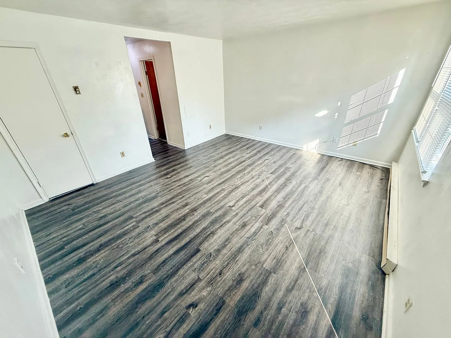 2628 Shoop Avenue (SHP) — Photo 2
