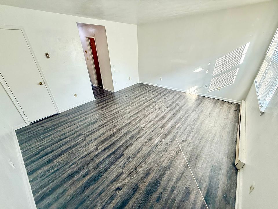 1st image of 2628 Shoop Ave APT E
