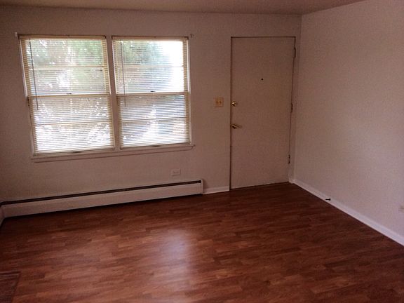 3rd image of 1220 Ferndale St