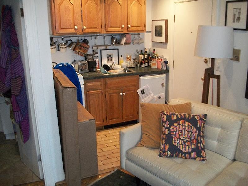 2nd image of 83 Saint Botolph St #88